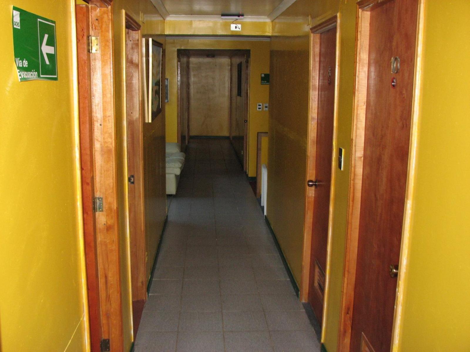 פואנטה ארנס Hostal El Mirador מראה חיצוני תמונה